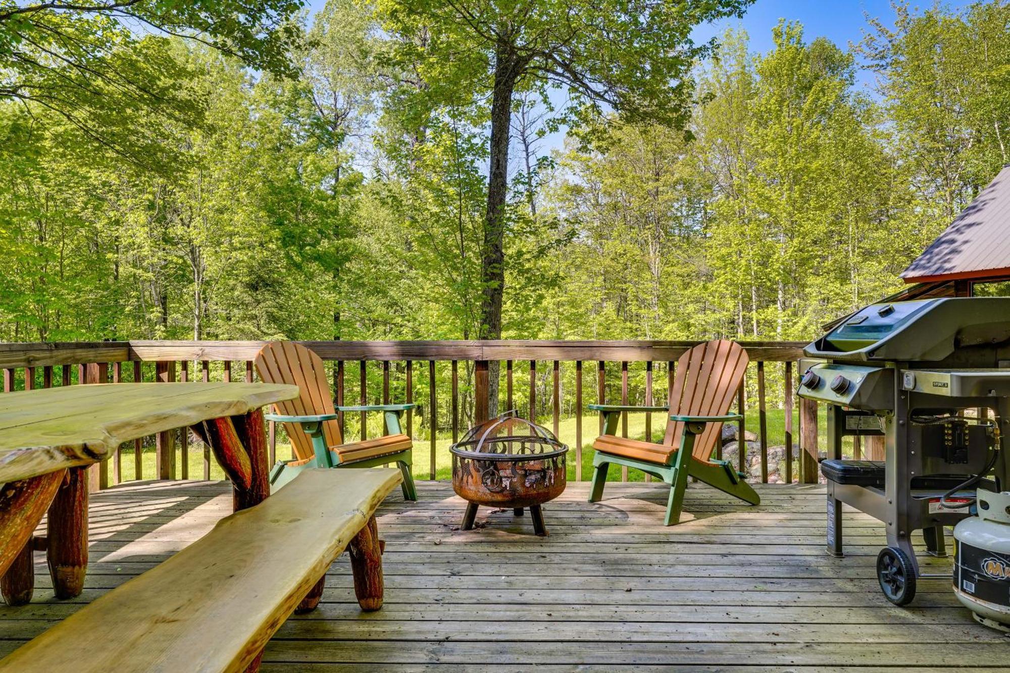 Saranac Lake Cabin With Deck Pets Welcome! Villa Exterior photo