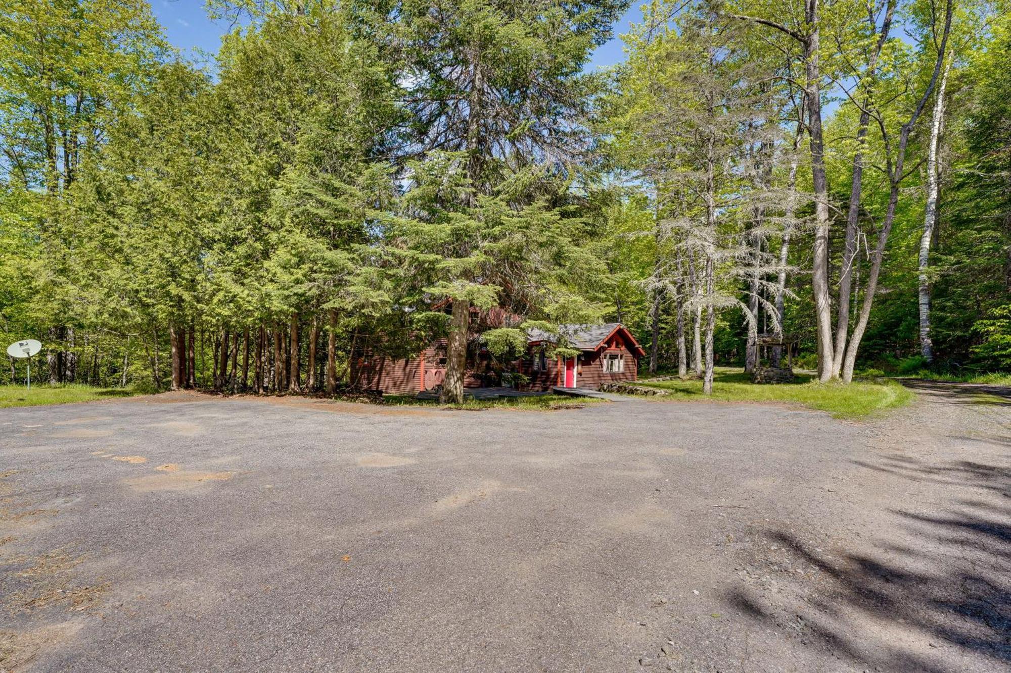 Saranac Lake Cabin With Deck Pets Welcome! Villa Exterior photo