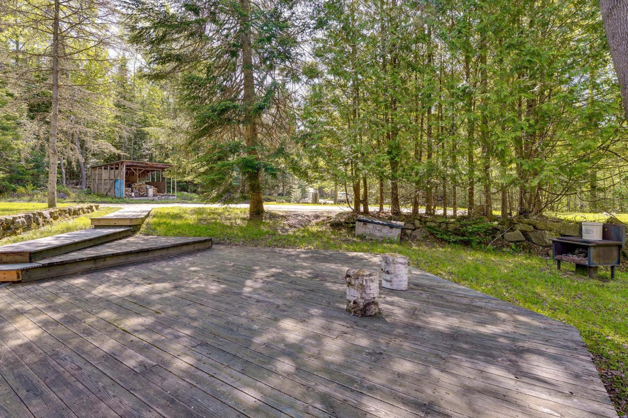 Saranac Lake Cabin With Deck Pets Welcome! Villa Exterior photo